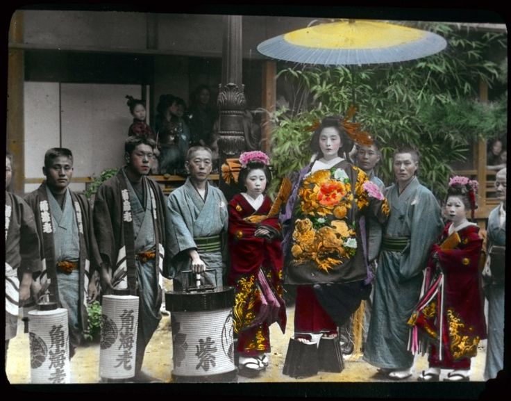 Foto einer Geisha mit Kunden